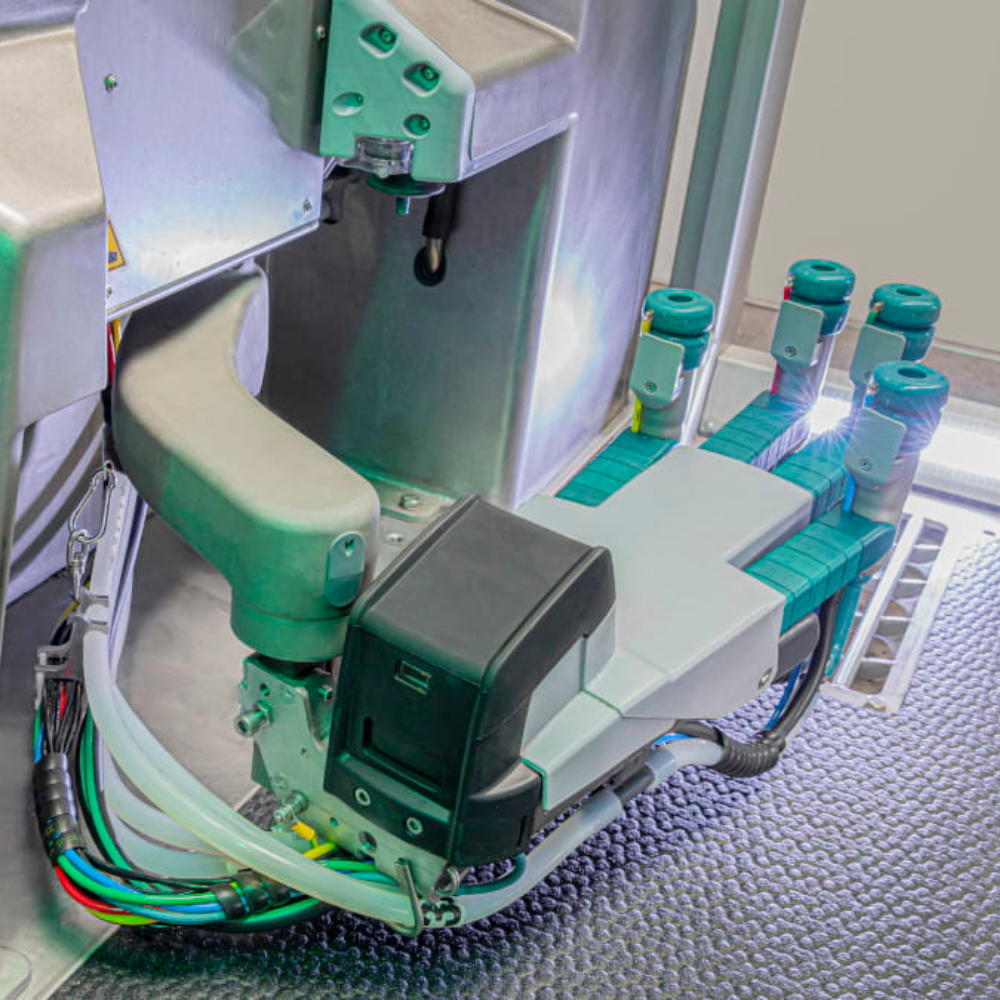 Automatizēta slaukšanas sistēma DairyRobot R9500